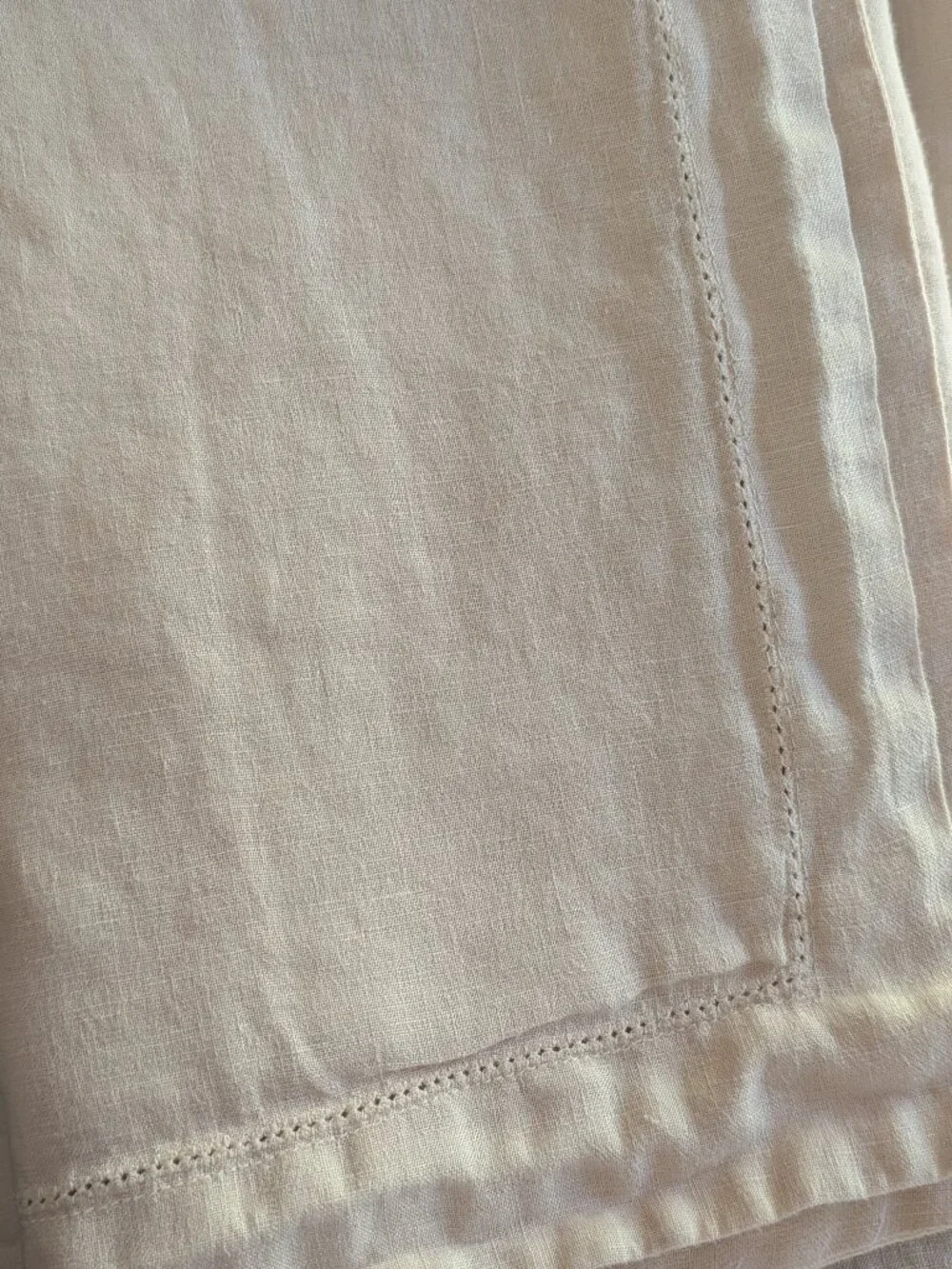 The Company Store Legends Hotel Premium Linen King Duvet & 2 Shams (Parchment) - Picture 5 of 9